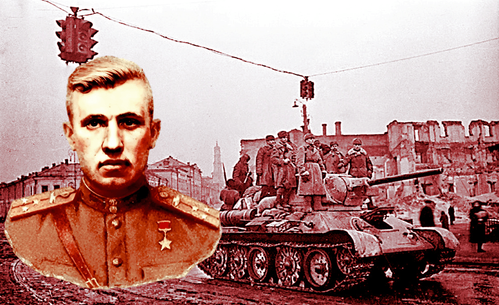 Старший лейтенант Рабоче-крестьянской Красной армии Е. Ф. Волков.
