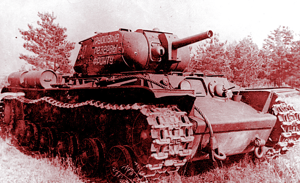 Советский огнемётный танк КВ-8С.