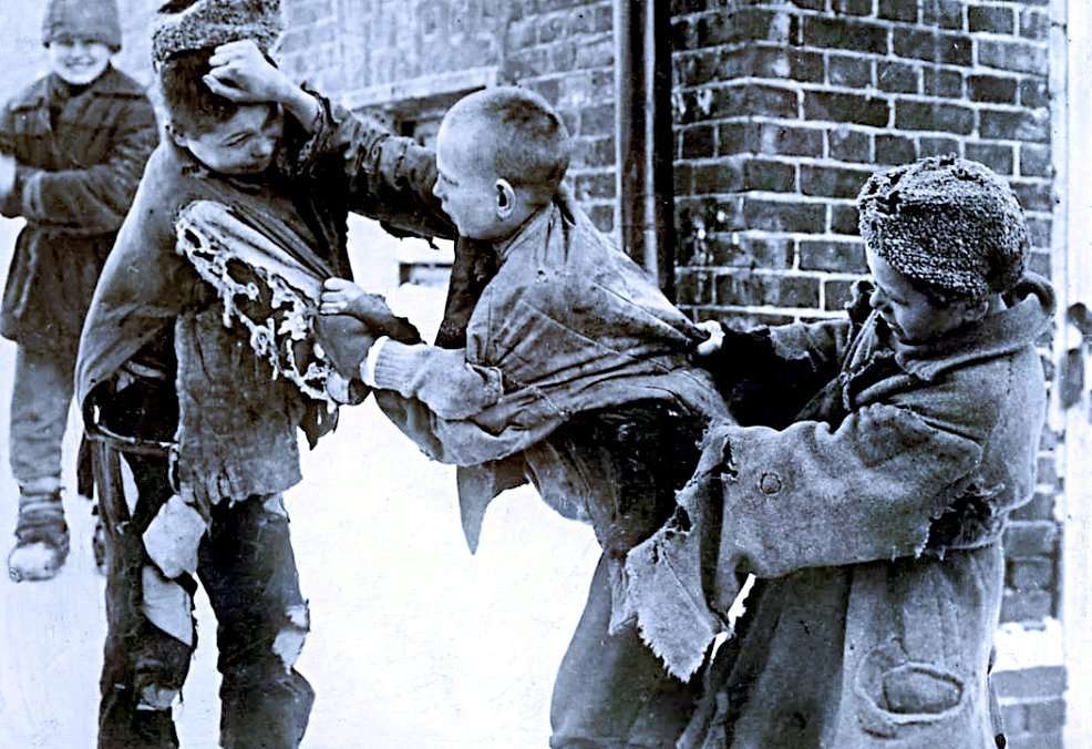 Беспризорники начала 20 века.