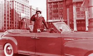 Жуков на параде войск, 1955 г.