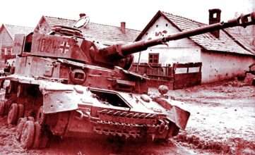 Подбитый в Венгрии танк Pz.Kpfw.IV из состава 24-й ТД, 1945 г.