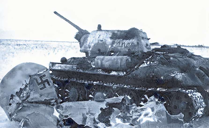 Т-34-76 на военном аэродроме близ Тацинской.